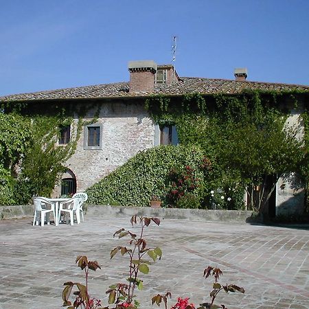 Agriturismo Poggio Ai Grilli Gambassi Terme Exterior foto