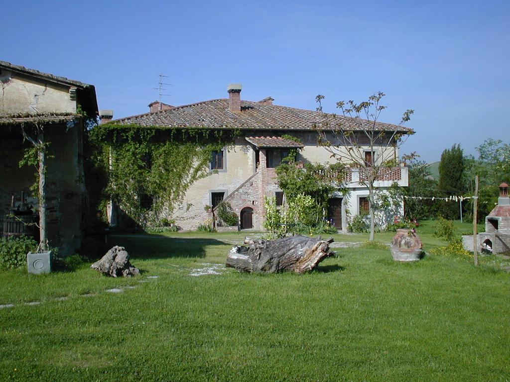 Agriturismo Poggio Ai Grilli Gambassi Terme Exterior foto