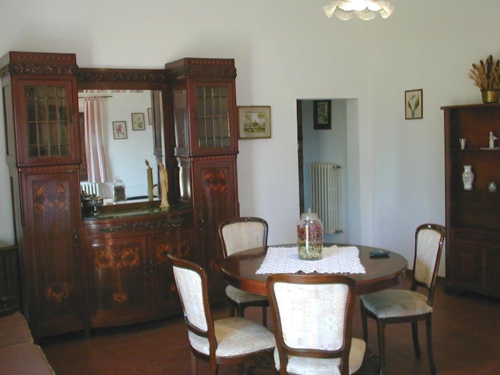 Agriturismo Poggio Ai Grilli Gambassi Terme Zimmer foto