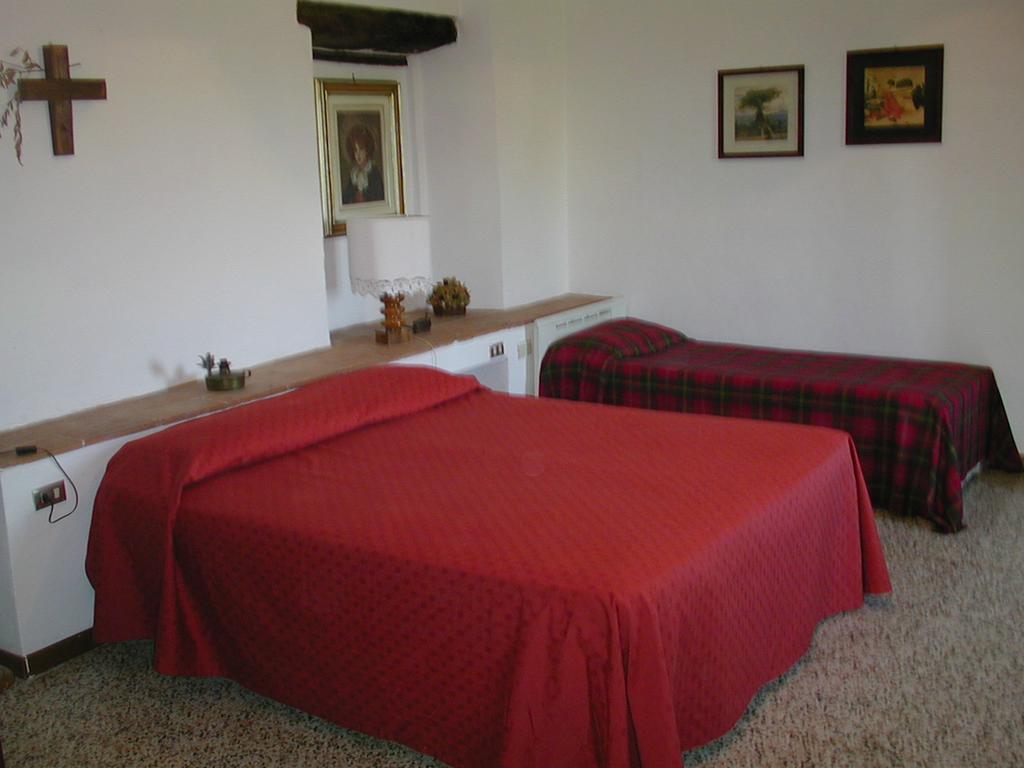 Agriturismo Poggio Ai Grilli Gambassi Terme Zimmer foto