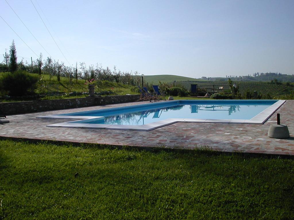 Agriturismo Poggio Ai Grilli Gambassi Terme Exterior foto